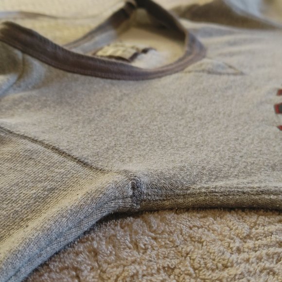 Colosseum Athletics Arizona Women's sweater size: S - Picture 16 of 16